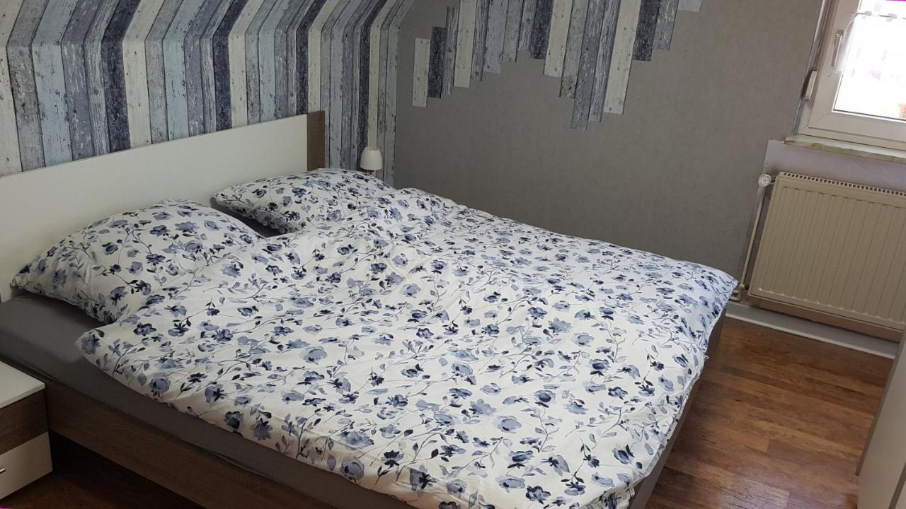 Seehund-Lilly Wilhelmshaven Luaran gambar